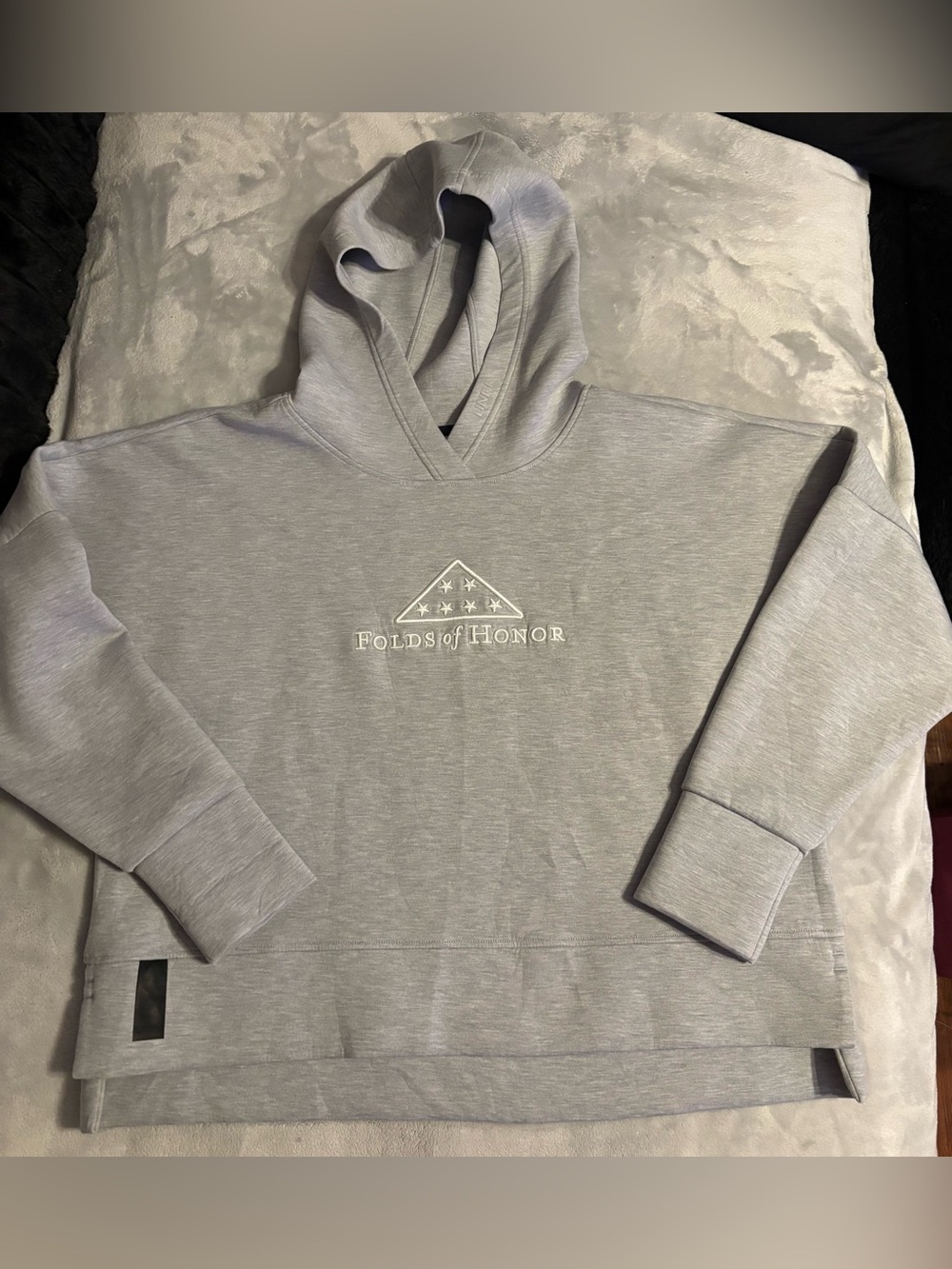 Folds of Honor Women's Light Gray Pullover Hoodie